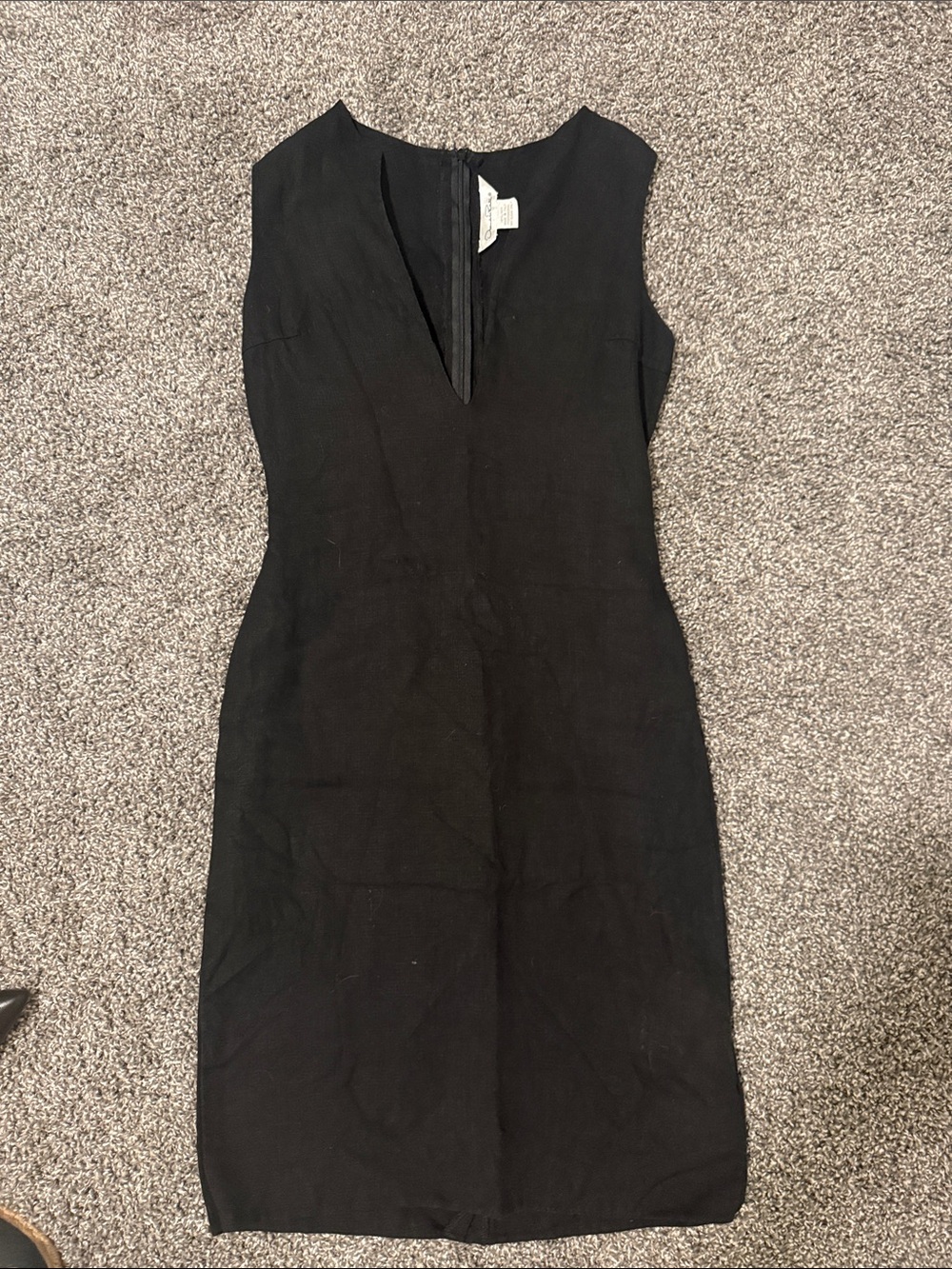 Oscar de la Renta 100% linen plunge knee-length dress